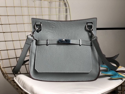 Hermes Handbags 678